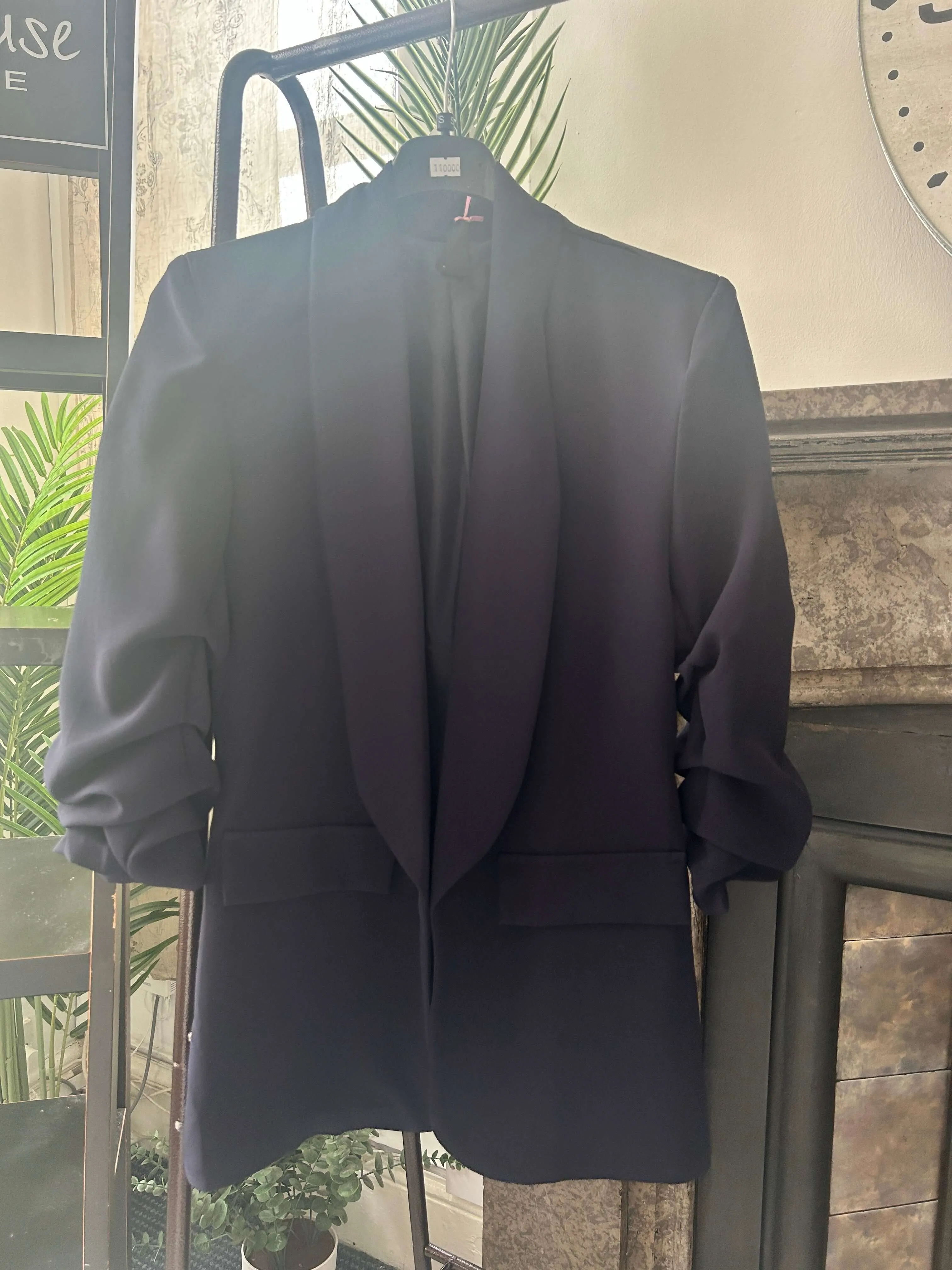 Boxy Ruched Sleeve Blazer