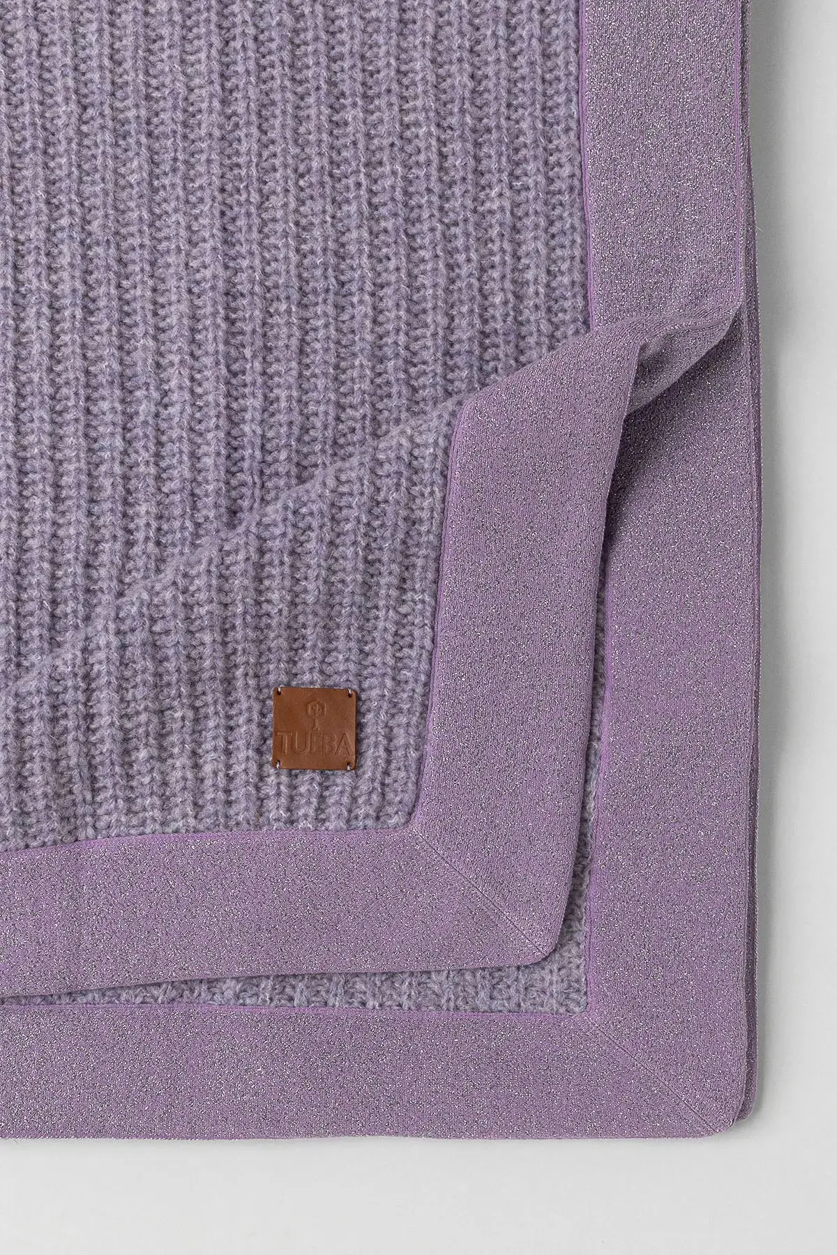 KNITWEAR BLANKET WITH GLITTERY EDGE - LILAC