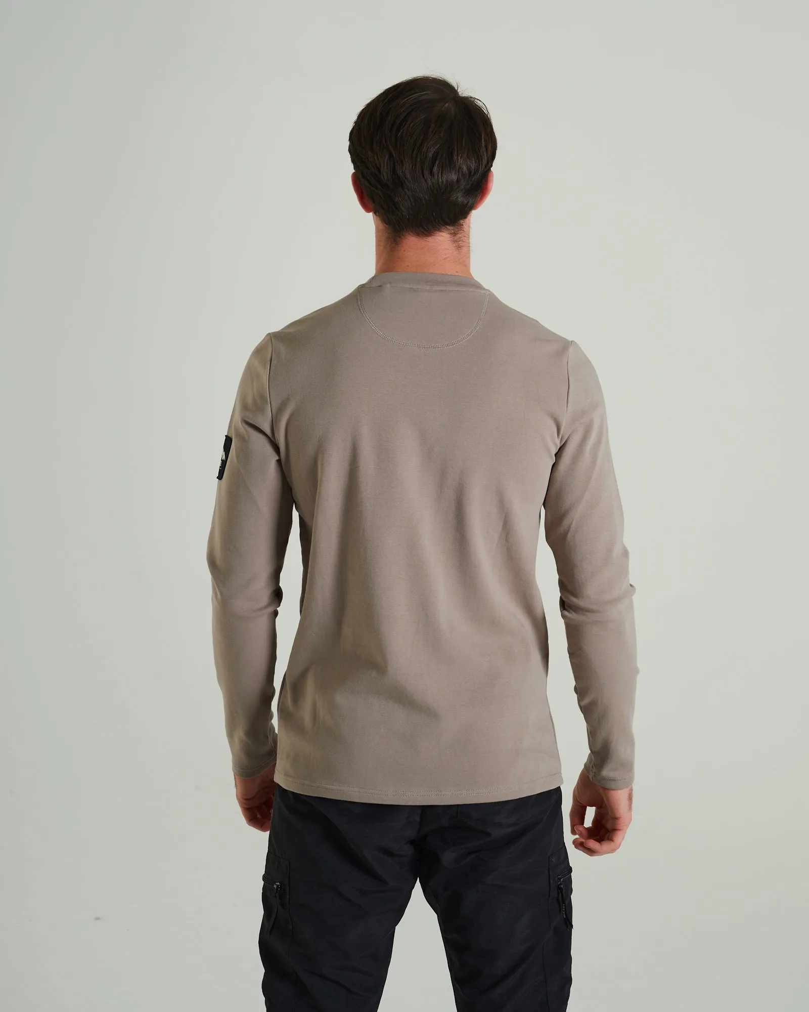 Stone Biscuit Olympic Long Sleeve Tee – Enhanced Comfort Design